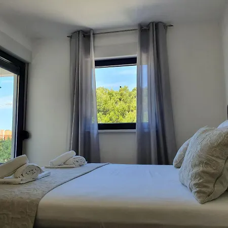 Apartament La *